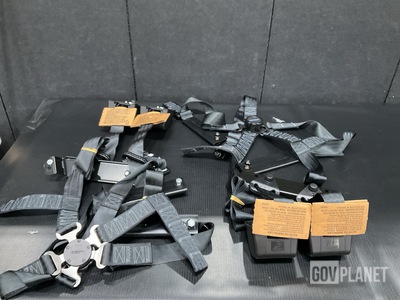 (16) Oshkosh 3846910 Vehicular Safety Belts