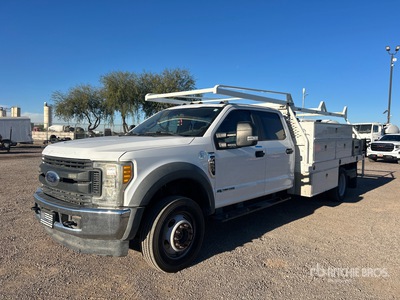 2017 Ford F-550 XL 4x4 Crew Cab Flatbed Truck