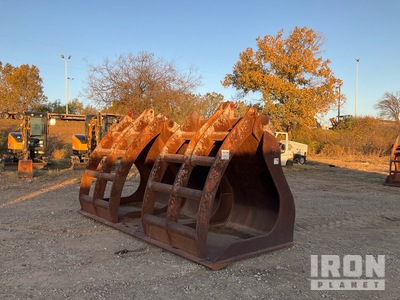Rockland GPHC L110G 132 in Wheel Loader Grapple Bucket