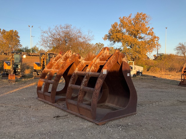 2011 Rockland GPHC L110G 132 in Wheel Loader Grapple Bucket