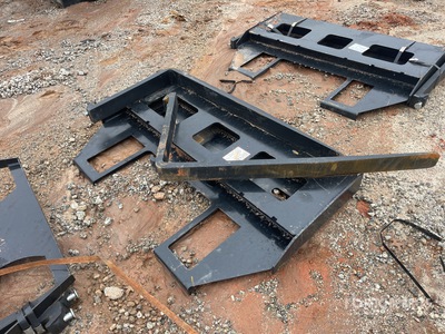 Kit Containers 47 in Horquillas para minicargadora