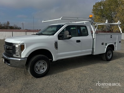 2019 Ford F-350 XL 4x4 Extended Cab Camion utilitaire
