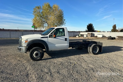 2015 Ford F-550 XL 4x2 Cabine en chassis