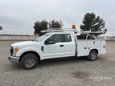 2017 Ford F-350 XL 4x2 Extended Cab شاحنة متعددة الاغراض