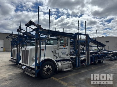 2016 Peterbilt 365 Car Carrier Truck