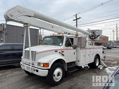 Altec AN650 51 ft on 2000 International 4900 4x2 Podnośnik Koszowy