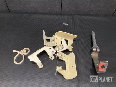 (15) Felt Rings, (8) Mounting Brackets, (1) Grip Pin & Assorted Items