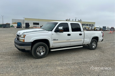 2007 Chevrolet Silverado 2500 HD 4x2 Crew Cab Pickup