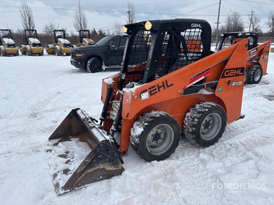 2020 Gehl RT135 Chargeuse à direction à glissement