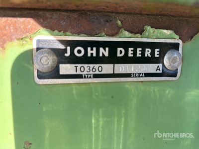 John Deere 19 ft Disco