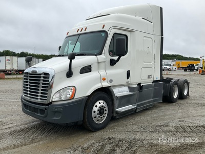 2018 Freightliner Cascadia 113 6x4 T/A Sleeper Truck Tractor