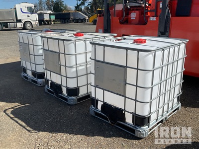 Quantity of (3) 1000 L IBC Tanque de agua