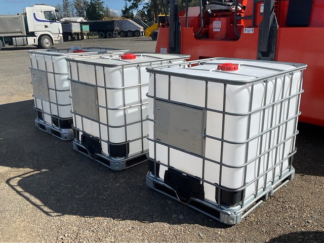 Quantity of (3) 1000 L IBC Water Tank
