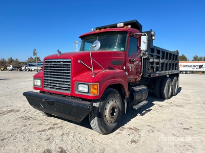 2008 Mack CHU613 6x4 T / A-kiepwagen