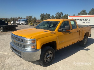 2016 Chevrolet Silverado 2500HD 4x2 Crew Cab Pick-up