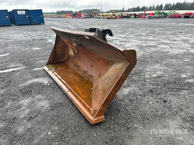 JRB 115 in 2.25 cyd Q/C Side Dump Wheel Loader Bucket - Fits John Deere 544E