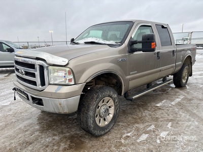 2006 Ford F-350 Lariat FX4 4x4 Crew Cab Pickup (Inoperable)