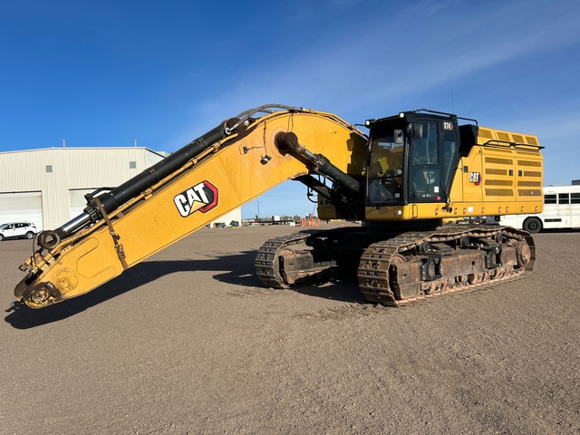 2021 Cat 374 Tracked Excavator