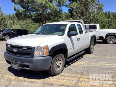 Chevrolet 1500 4x4 Extended Cab بيك اب