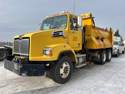 2013 Western Star 4700 6x4 شاحنة توزيع