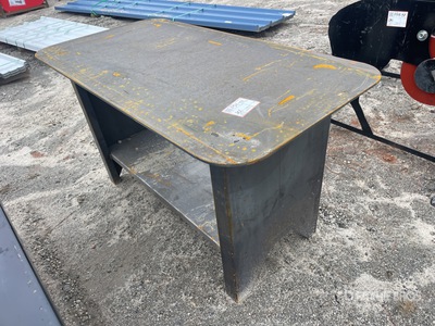 57"X29" Work Bench معادن متنوعة