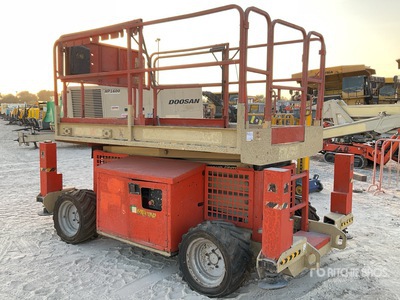 2008 JLG 260MRT 4x4 Diesel Plateforme élévatrice à ciseaux