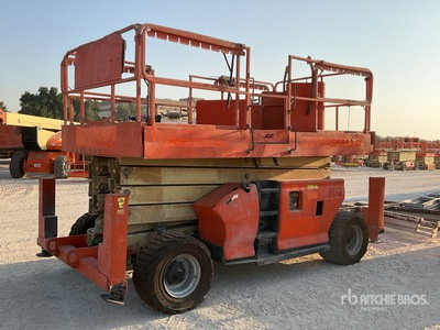 2007 JLG 4394RT 4x4 Diesel Plateforme élévatrice à ciseaux (Inoperable)
