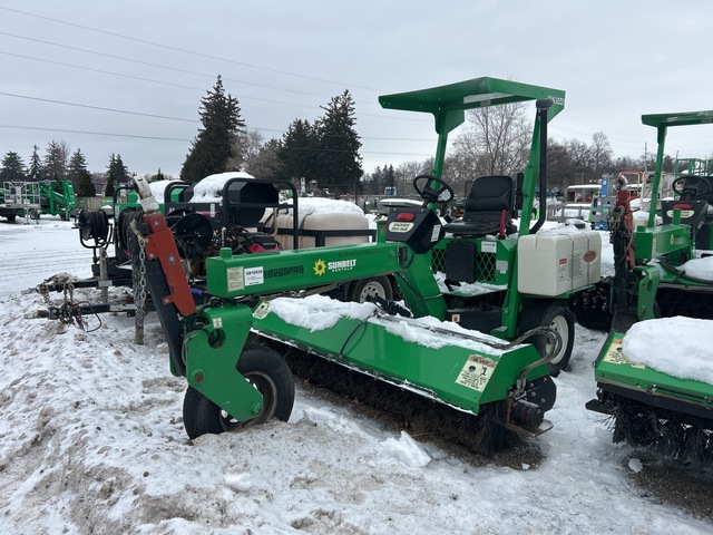 2019 Lay-Mor SM300 Self-Propelled Broom 2019 Lay-Mor SM300 Self-Propelled Broom