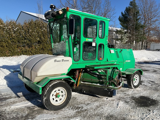 2018 Broce RCT350 Self-Propelled Broom