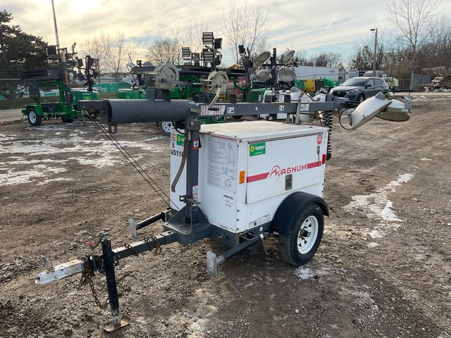 2012 Magnum MLT3060K 6 W Light Tower