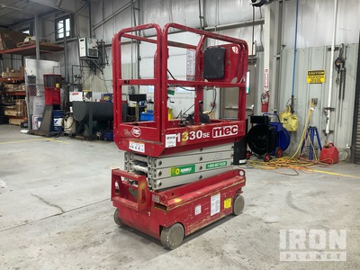 2016 MEC 1330SE Electric Scissor Lift