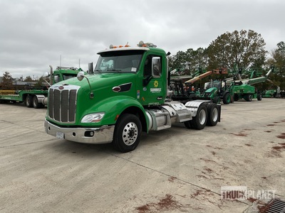 2019 Peterbilt 579 6x4 T/A Day Cab Truck Tractor
