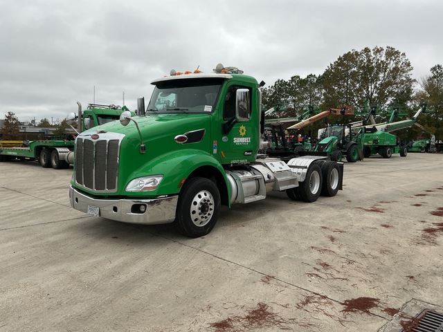 2019 Peterbilt 579 6x4 T/A Day Cab Truck Tractor