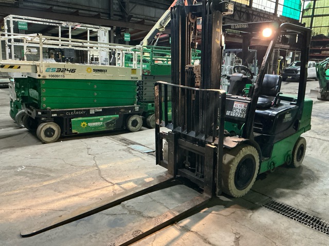 2017 Yale GDP060VXNKAE091 5350 lb Forklift
