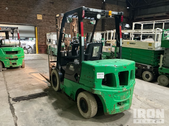 MONTACARGAS 2017 YALE GDP060VXNKAE091