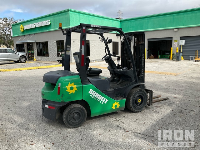 MONTACARGAS 2015 TOYOTA 8FGU25