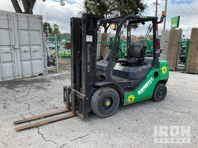 2015 Toyota 8FGU25 4750 lb Pneumatic Tire Forklift