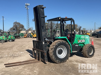 2019 JCB 940 8000 lb 4x4 Carrello elevatore fuoristrada