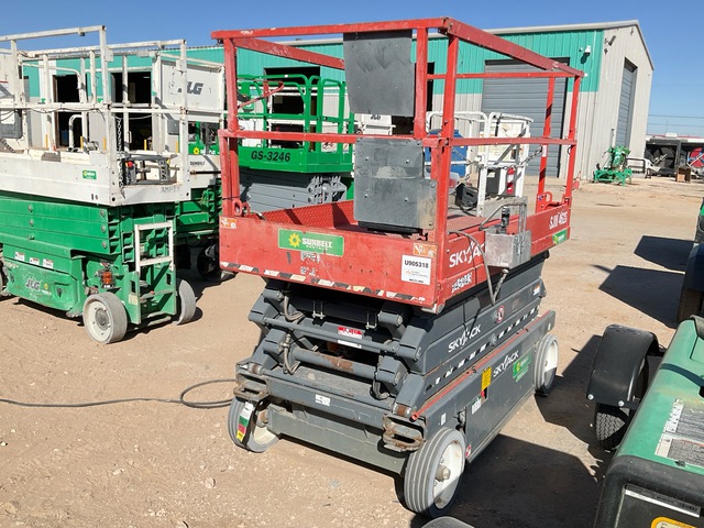 2016 Skyjack SJIII 4626 Electric Scissor Lift (Inoperable) 2016 Skyjack SJIII 4626 Electric Scissor Lift (Inoperable)
