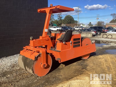 2000 Hypac C330B Rodillo Tándem