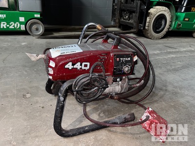 2023 Titan Tool 440 Paint sprayer