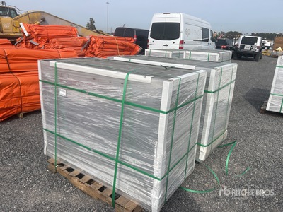 Quantity of (23) Solar Panels ادوات صناعية متنوعة