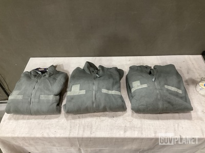 (28) Extreme Cold Weather Parka Liners