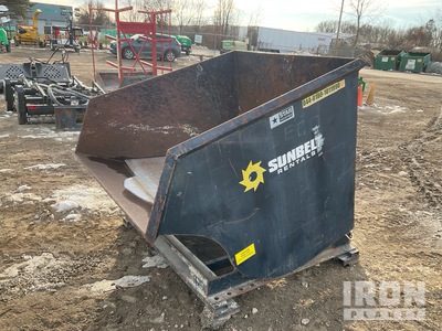 2017 Star 1825 Self-Dumping Hopper