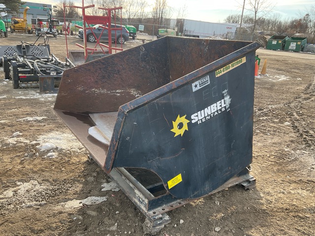 2017 Star 1825 Self-Dumping Hopper