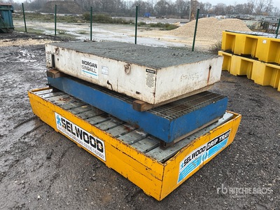 Quantity of (3) Sump / Drip Tray Divers - Industriel