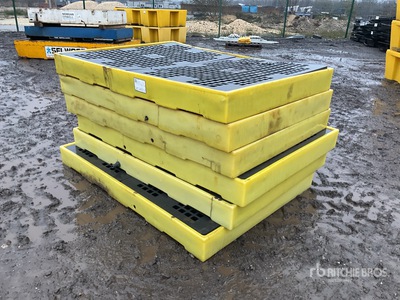 Quantity of (6) 2022 Romold Sump / Drip Tray Divers - Industriel