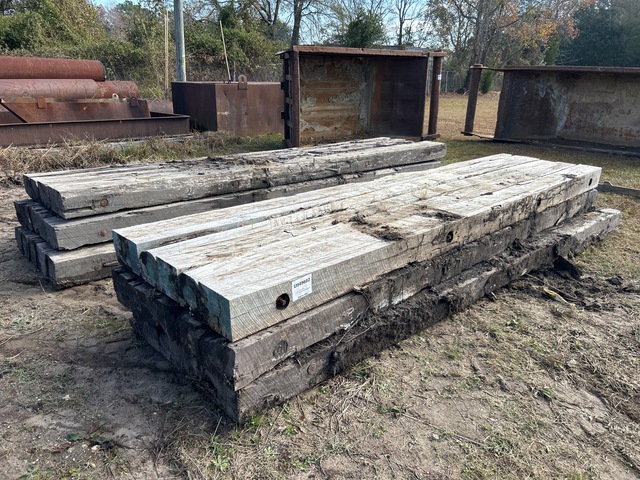 Quantity of (6) 16 ft x 4 ft Crane Mats