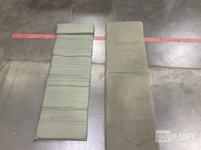 (82) Self-Inflating Sleeping Mats
