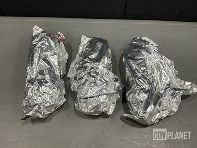 (3) Kalmar RT Center A330880100 Linear Hydraulic-Pneumatic Actuators